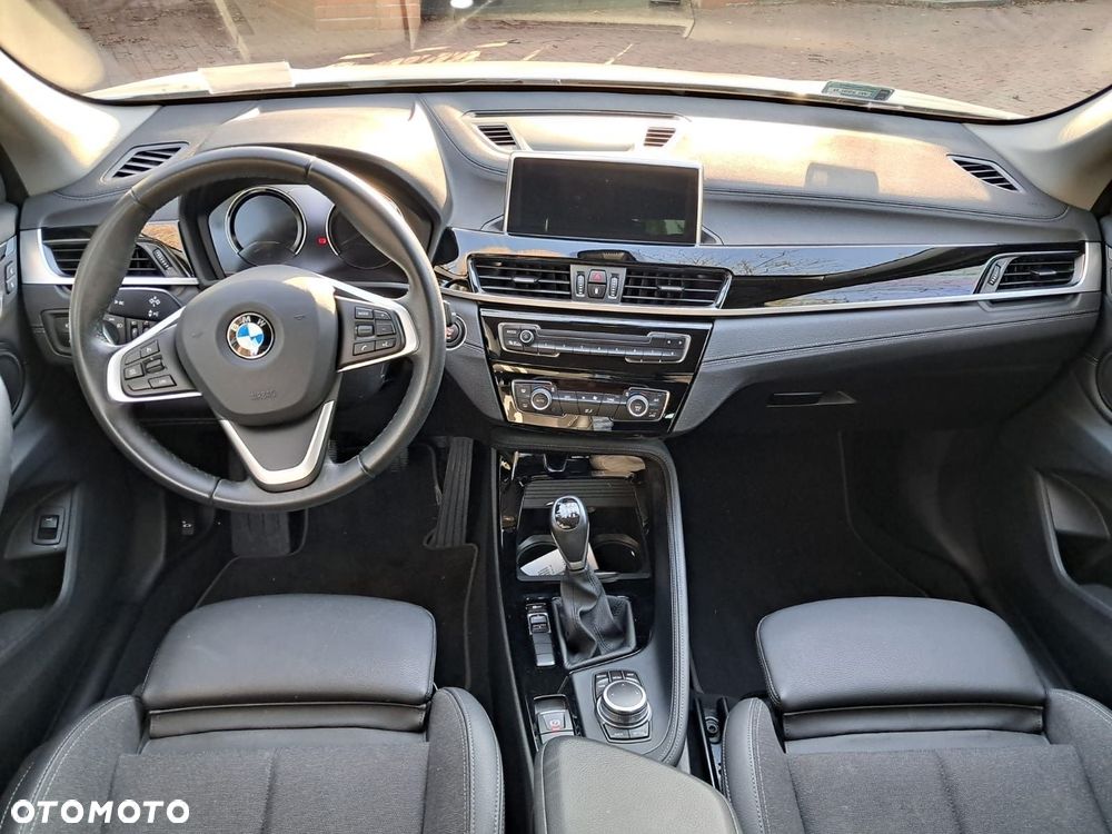 BMW X1 sDrive18i GPF Sport Line - 7