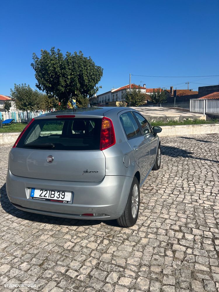 Fiat Grande Punto - 4