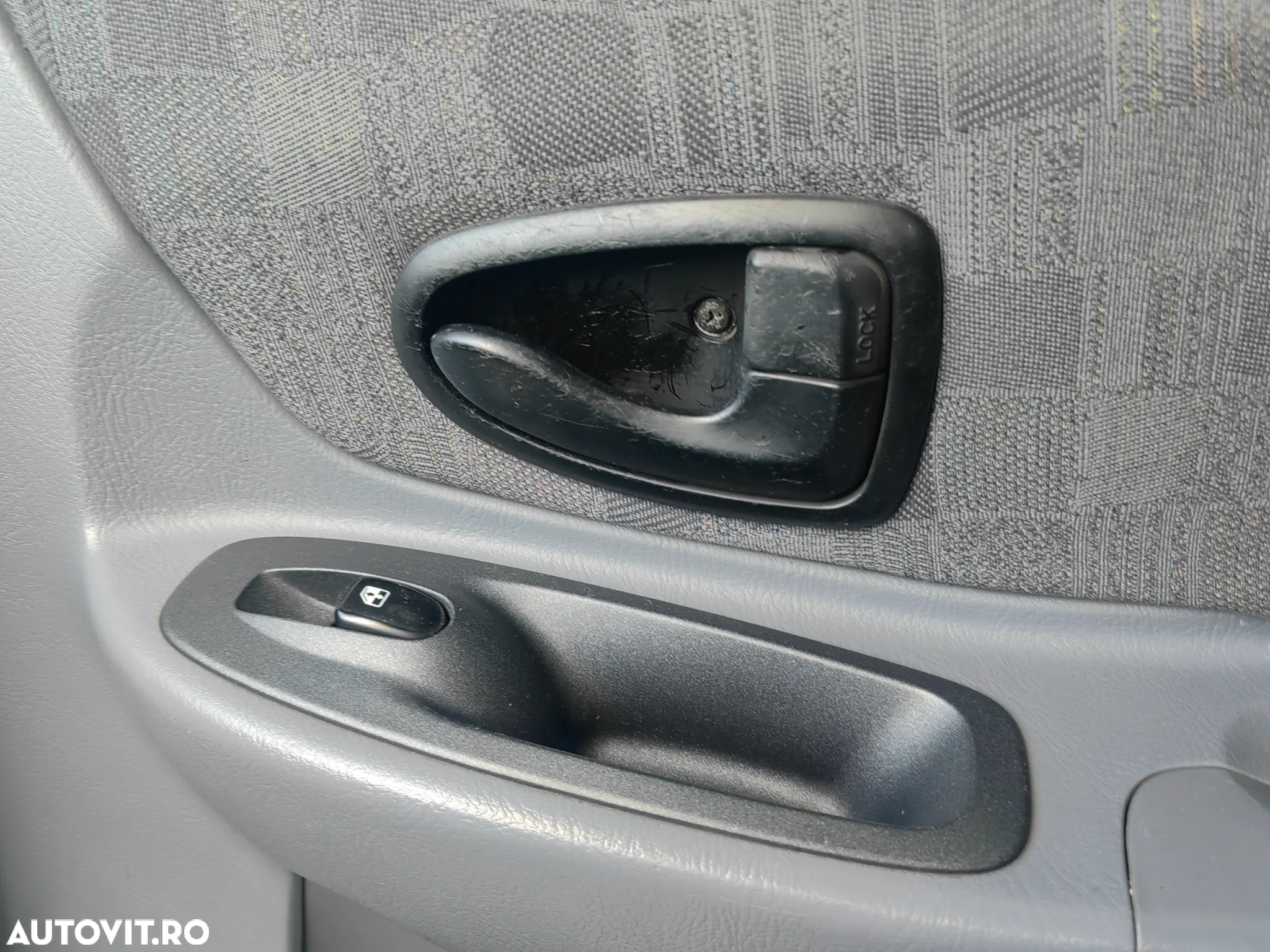 Hyundai Accent 1.3i - 4