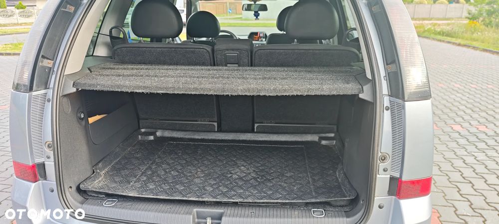 Opel Meriva 1.8 Cosmo - 21