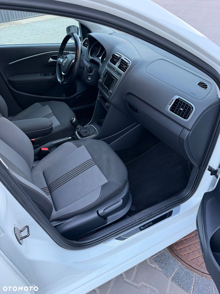 Volkswagen Polo 1.0 Allstar - 9