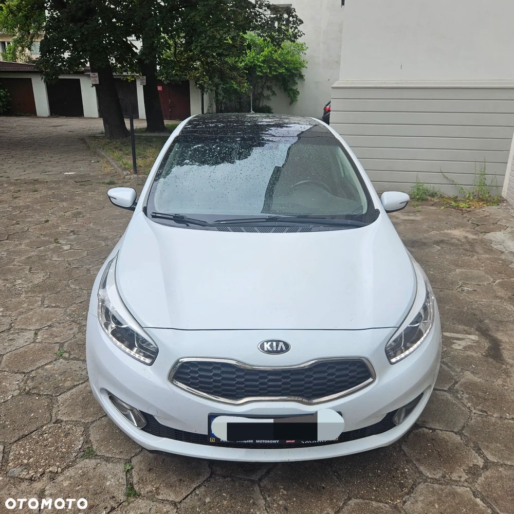 Kia Ceed 1.6 GDI L Business Line DCT - 23