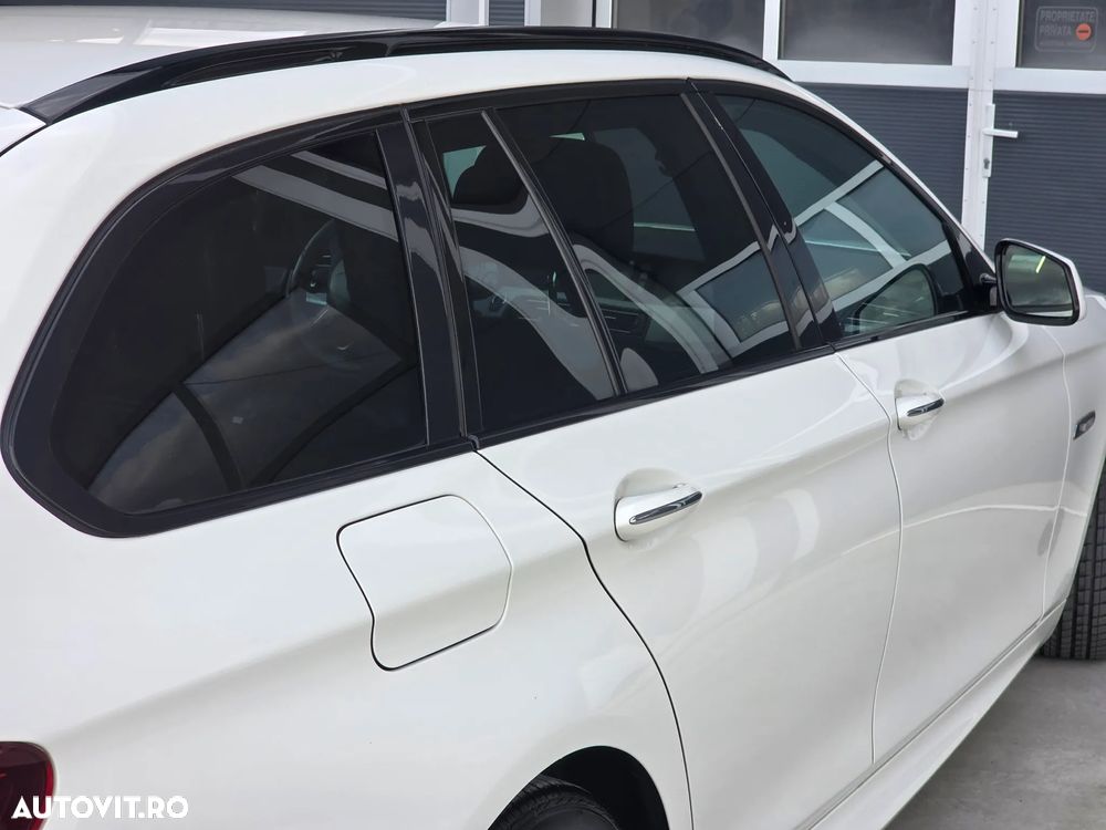 BMW Seria 5 520d Touring Sport-Aut. - 13