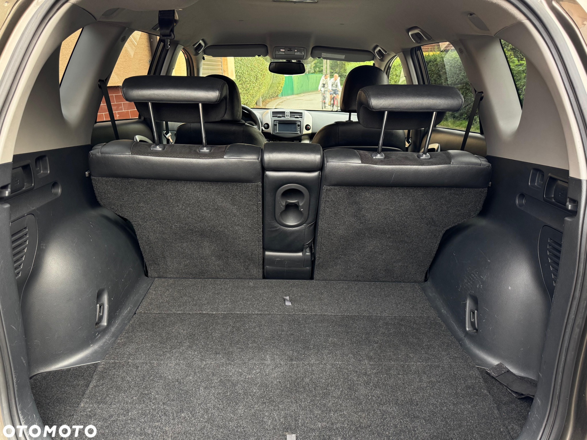 Toyota RAV4 - 18