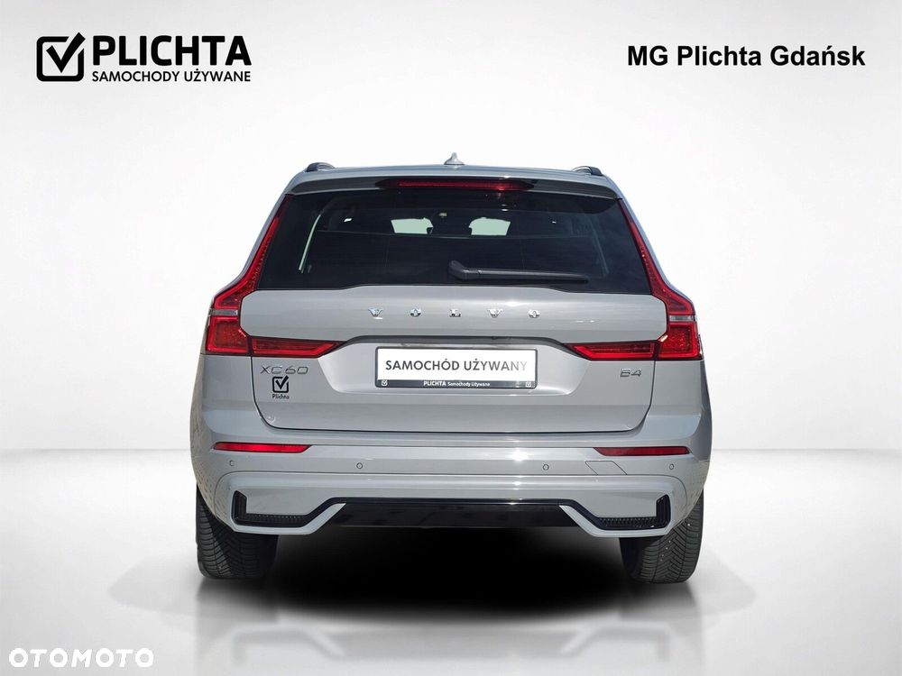 Volvo XC 60 B4 D Plus Dark - 5