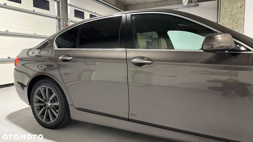 BMW Seria 5 520d - 7