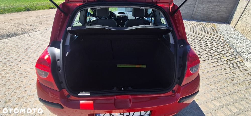 Renault Clio 1.2 16V Fairway - 10