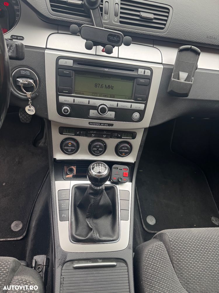 Volkswagen Passat Variant 2.0 TDI Trendline - 13