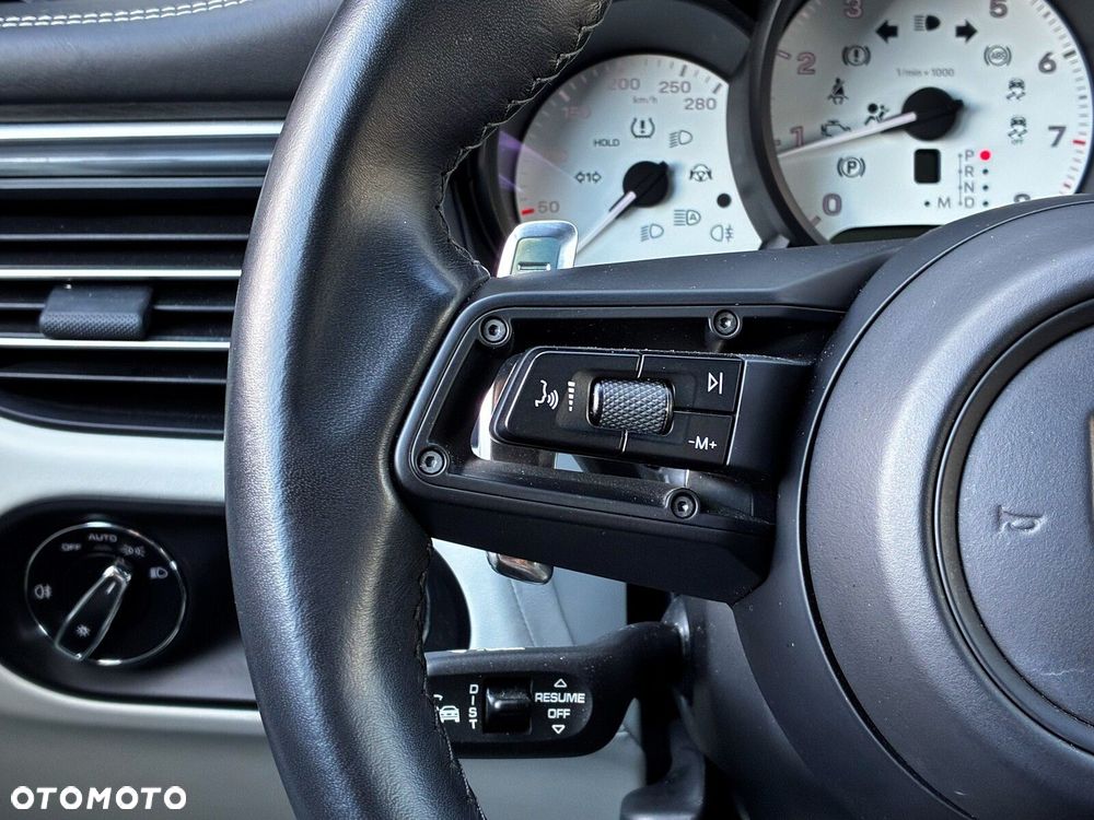 Porsche Macan Standard - 27