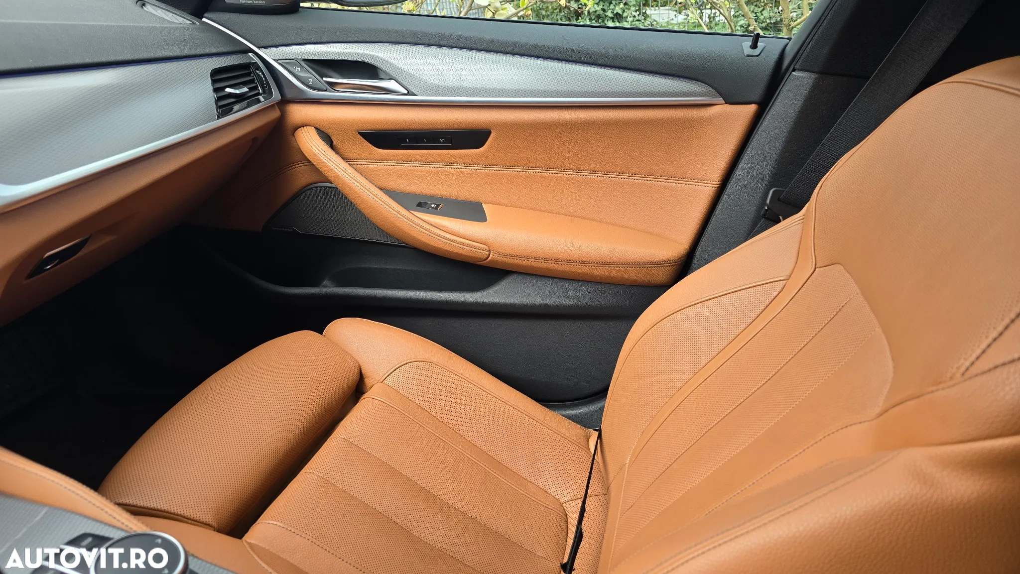 BMW Seria 5 530d xDrive Touring Aut. Sport Line - 16