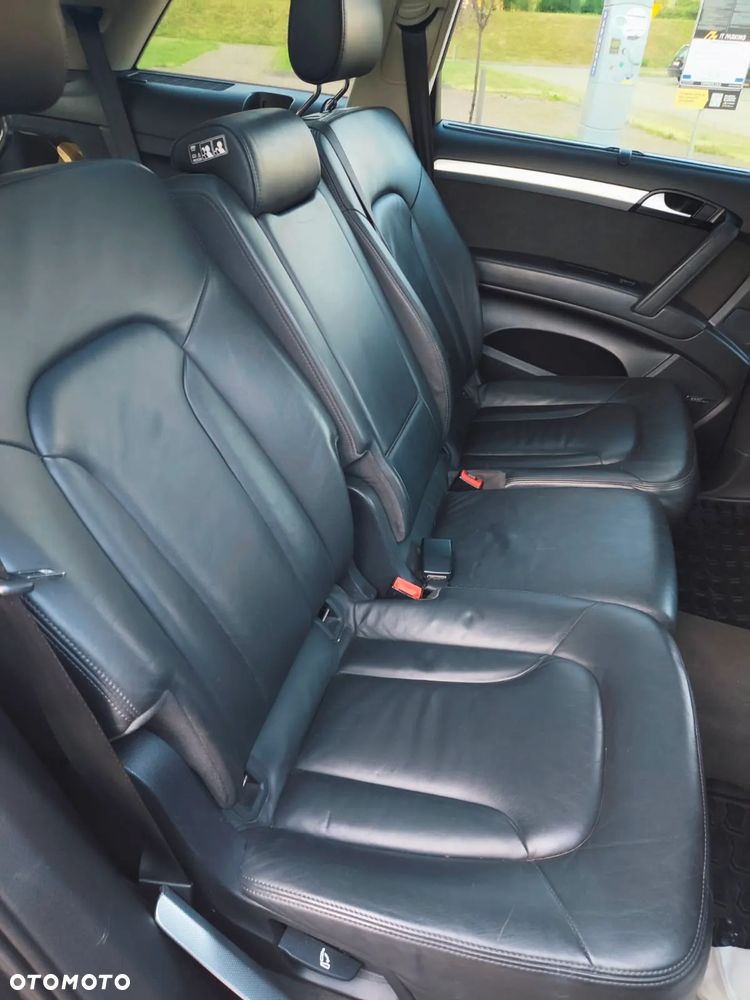 Audi Q7 - 8