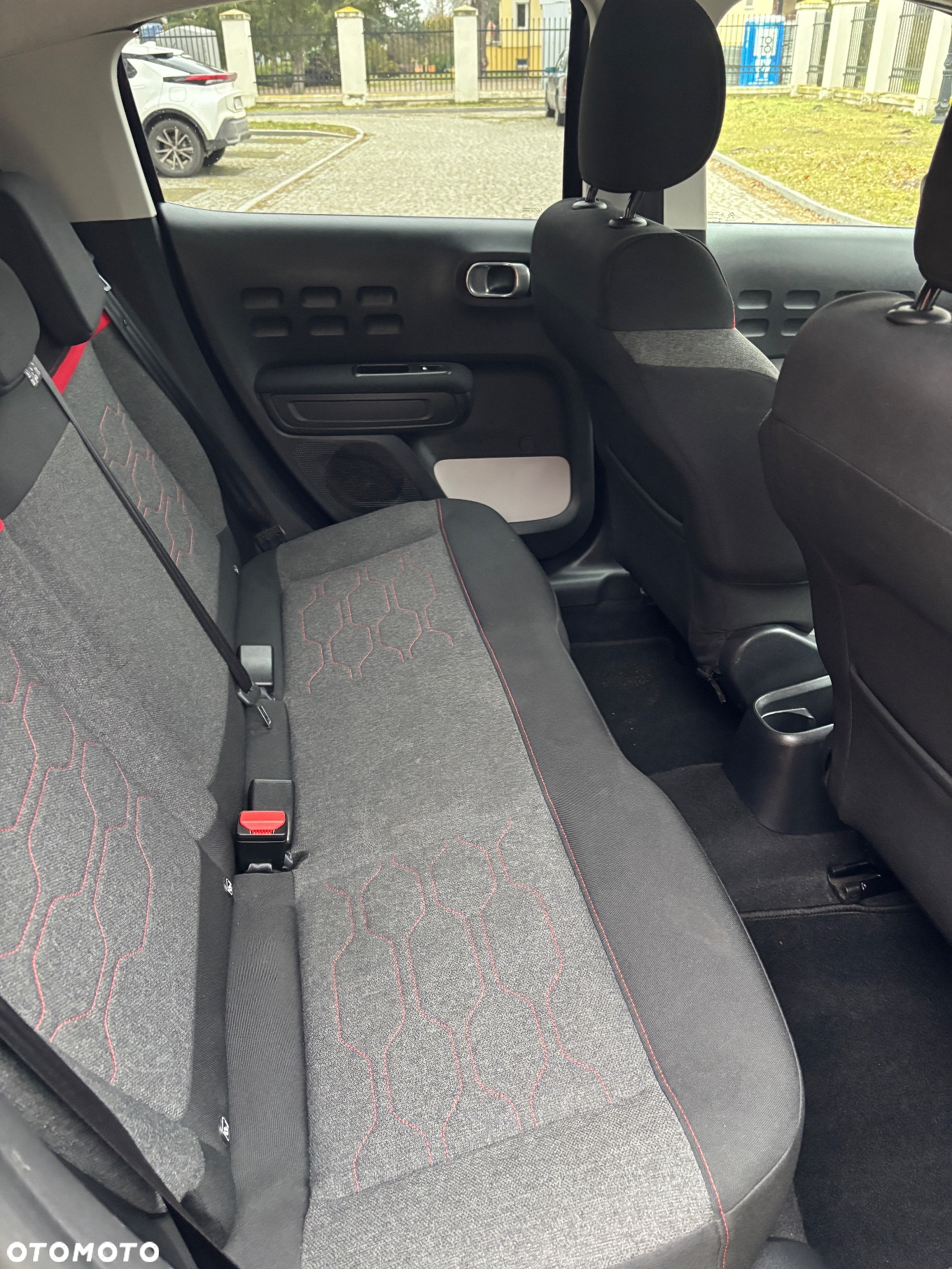 Citroën C3 1.2 PureTech GPF Shine S&S EAT6 - 22