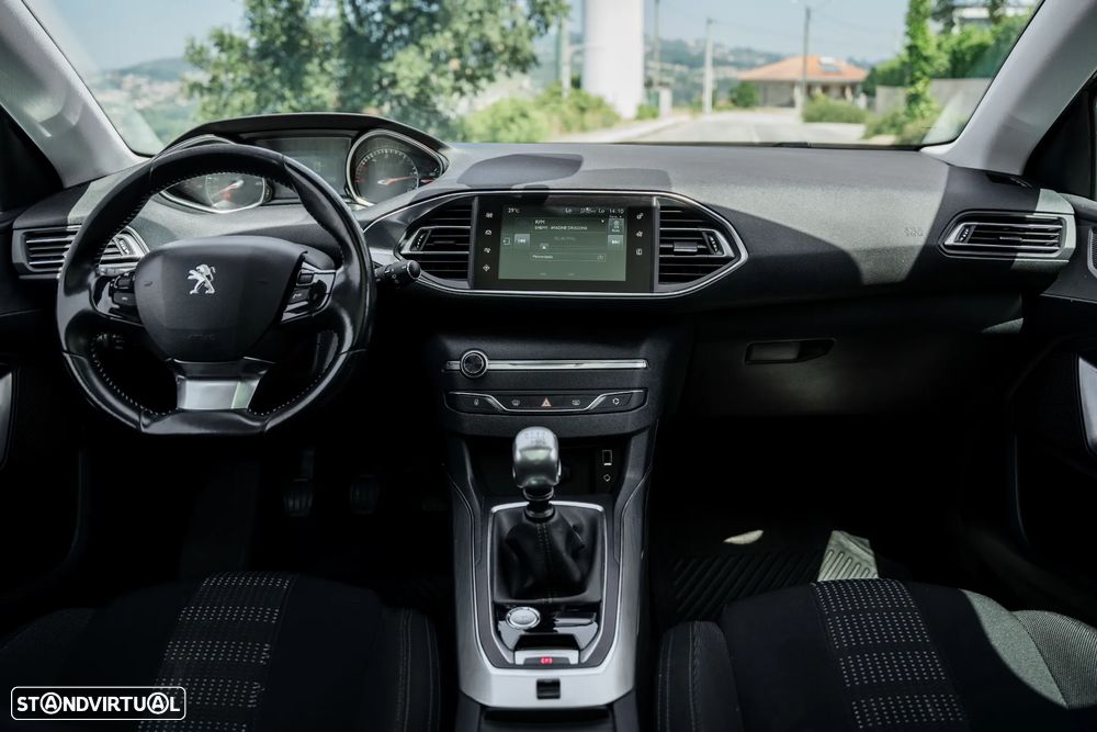 Peugeot 308 SW BlueHDi 120 Stop & Start Allure - 19