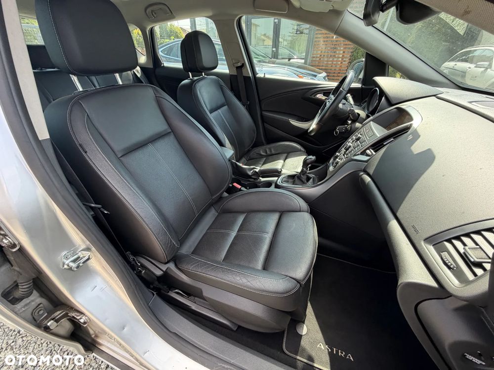 Opel Astra 1.4 Turbo Innovation - 35