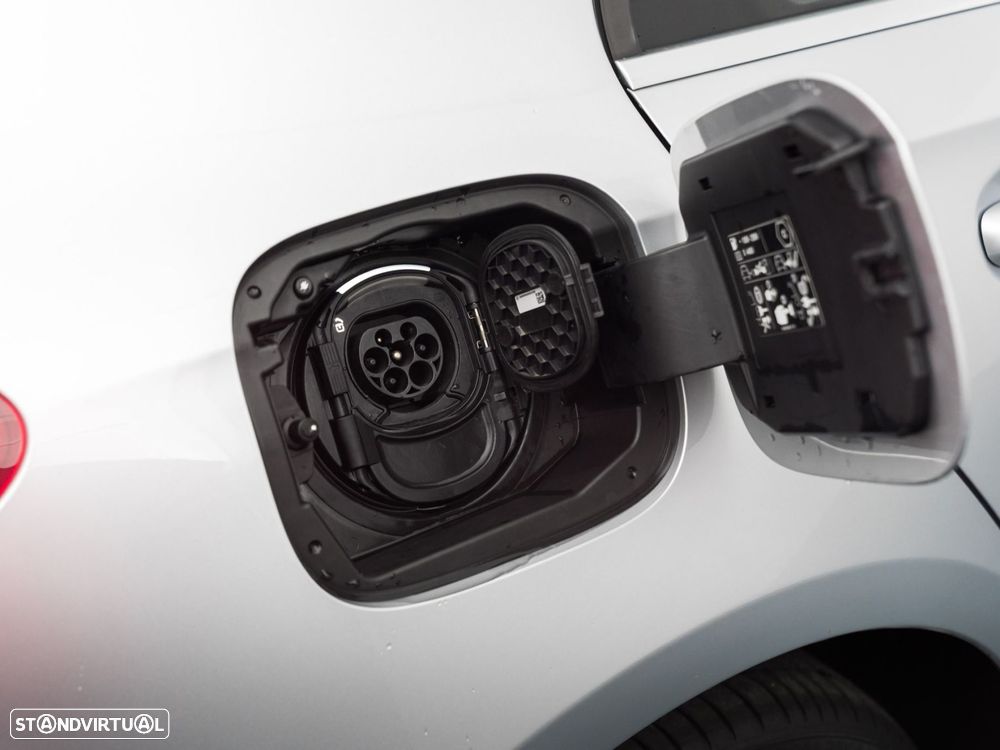 Mercedes-Benz A 250 e Style Plus - 12