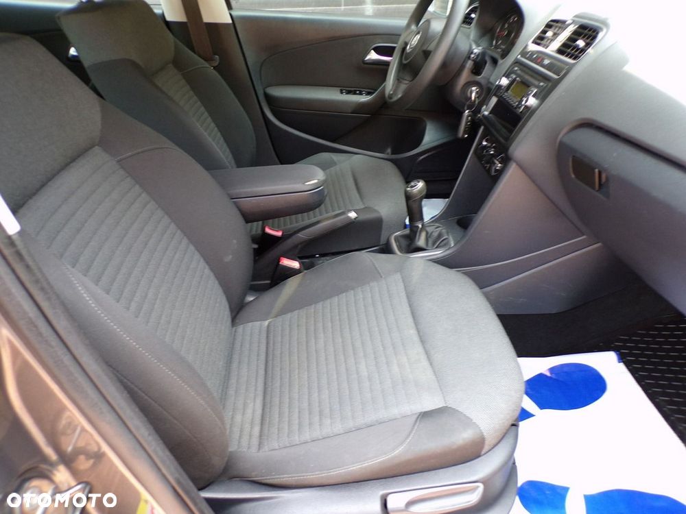 Volkswagen Polo - 29