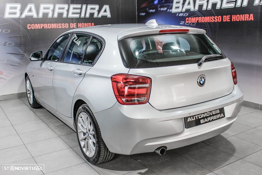 BMW 118 d Line Urban - 30
