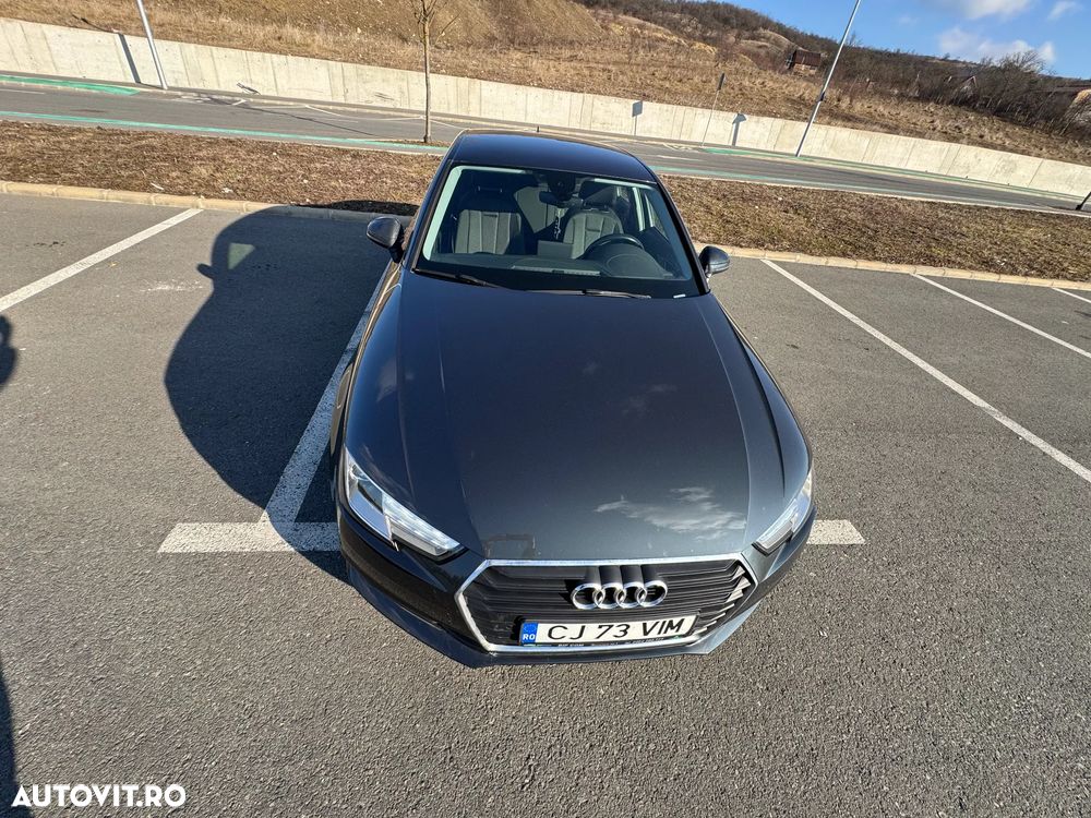 Audi A4 2.0 TDI S tronic - 9