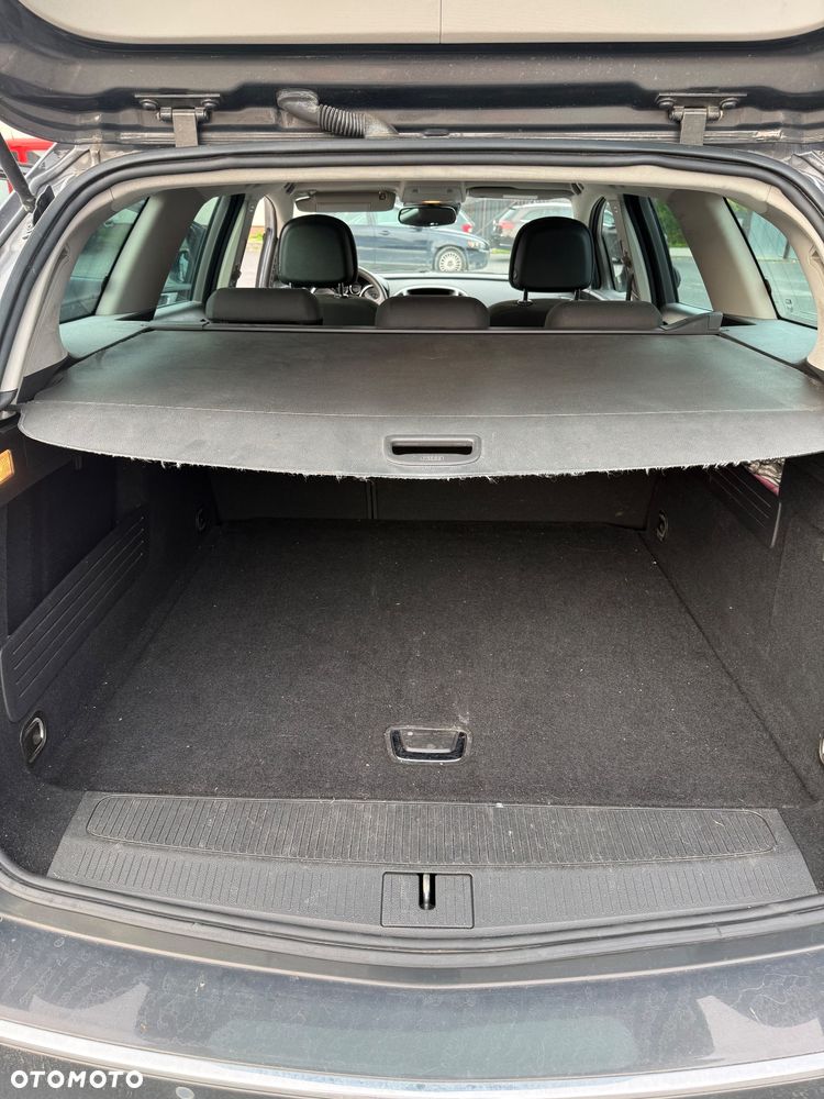 Opel Astra 1.4 T Enjoy - 16