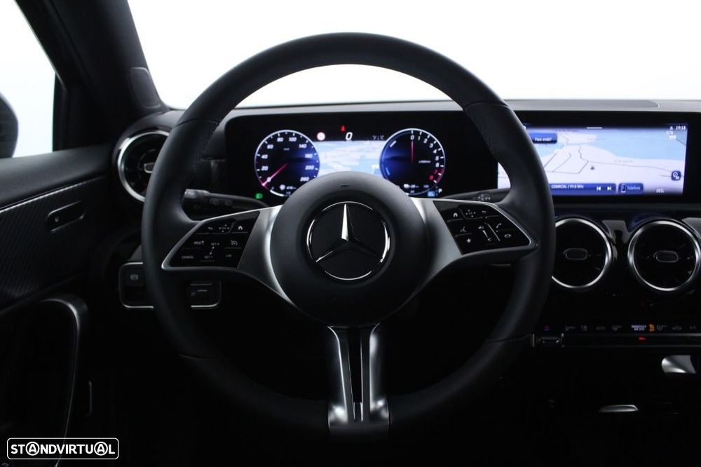 Mercedes-Benz A 250 e Progressive - 19