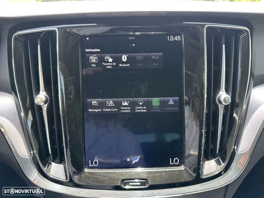 Volvo V60 2.0 D3 Momentum Plus - 37