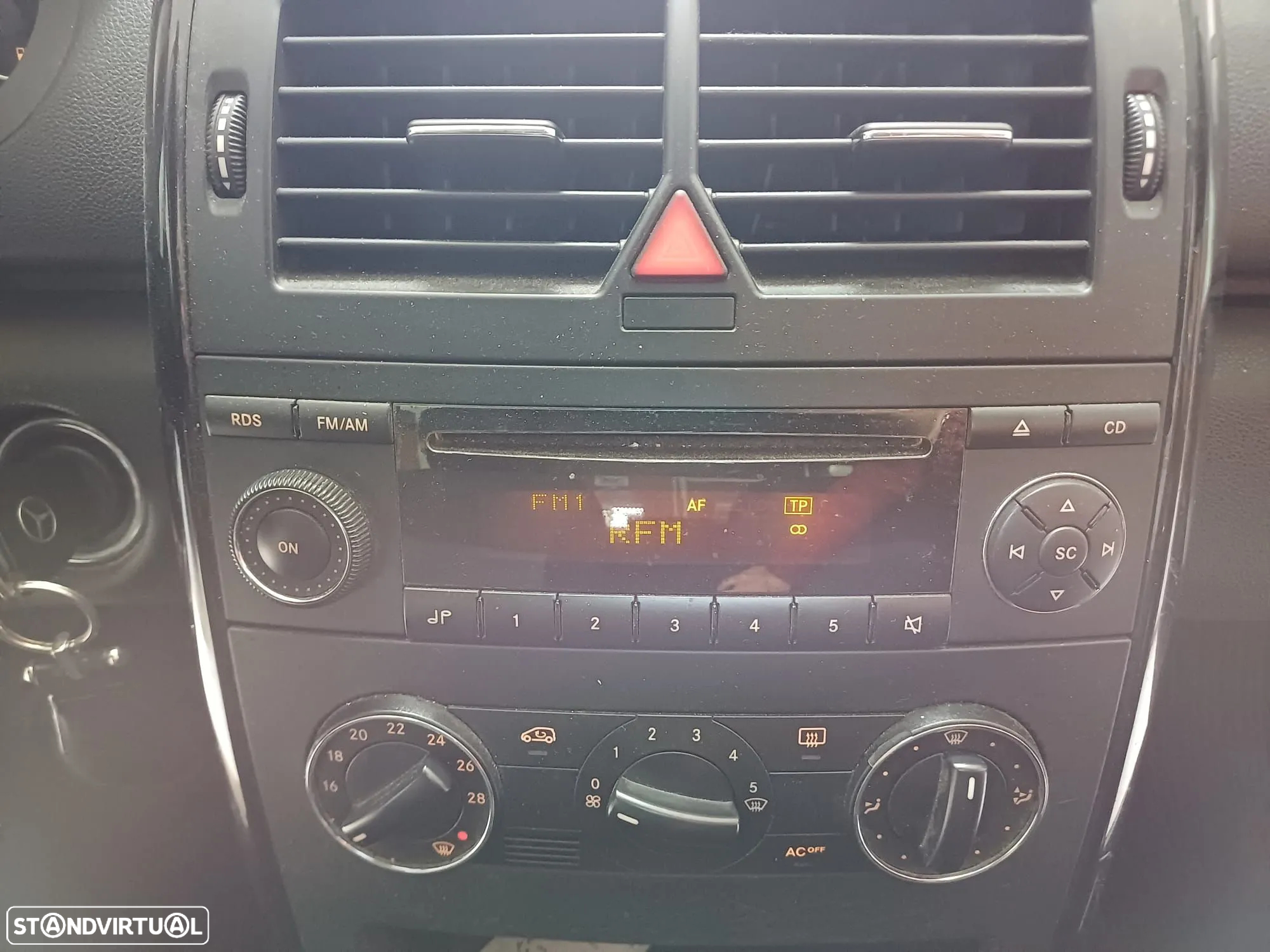 Mercedes-Benz A 150 Elegance - 11