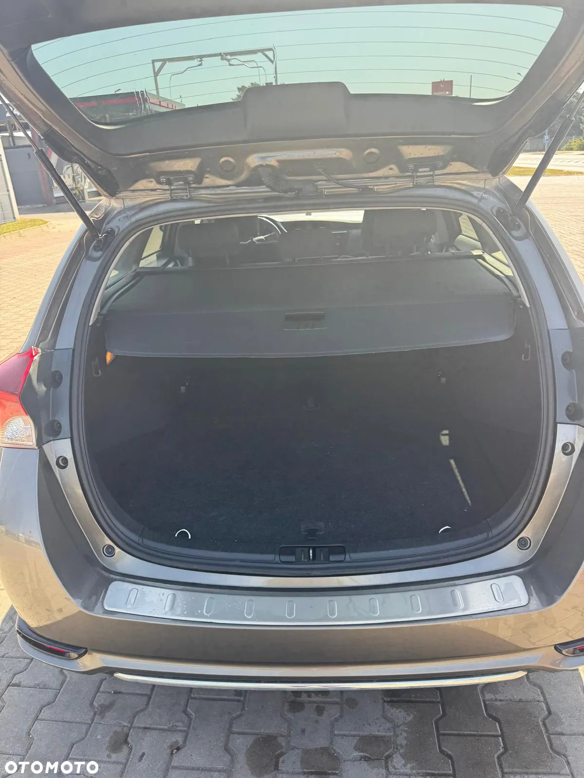 Toyota Auris 1.8 VVT-i Hybrid Automatik Comfort - 10