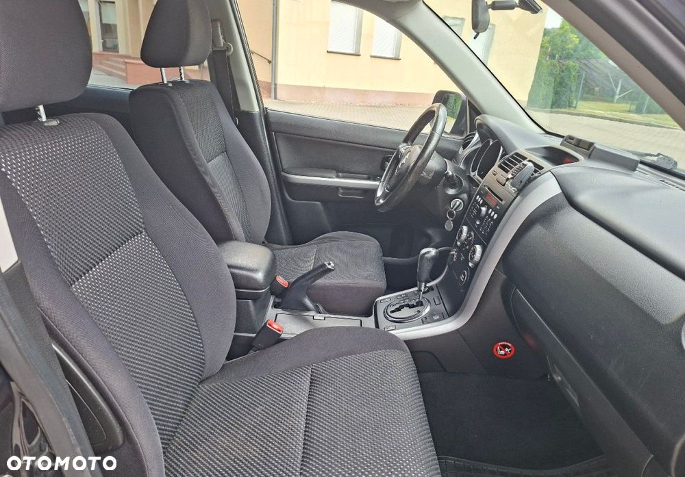 Suzuki Grand Vitara - 13