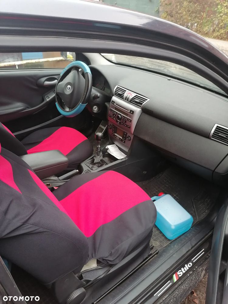 Fiat Stilo 1.6 16V - 9