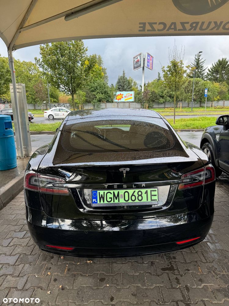 Tesla Model S Standard Reichweite - 8