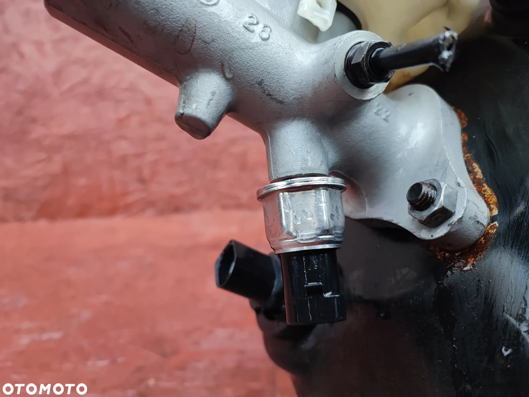 PORSCHE CAYENNE ORYGINALNA POMPA HAMULCOWA + SERWO HAMULCOWE EUROPA AUTOMAT + CZUJNIKI SIŁY HAMOWNIA O NR. 03 7869 2201.4 / 7L5 612 101 OEM - 9