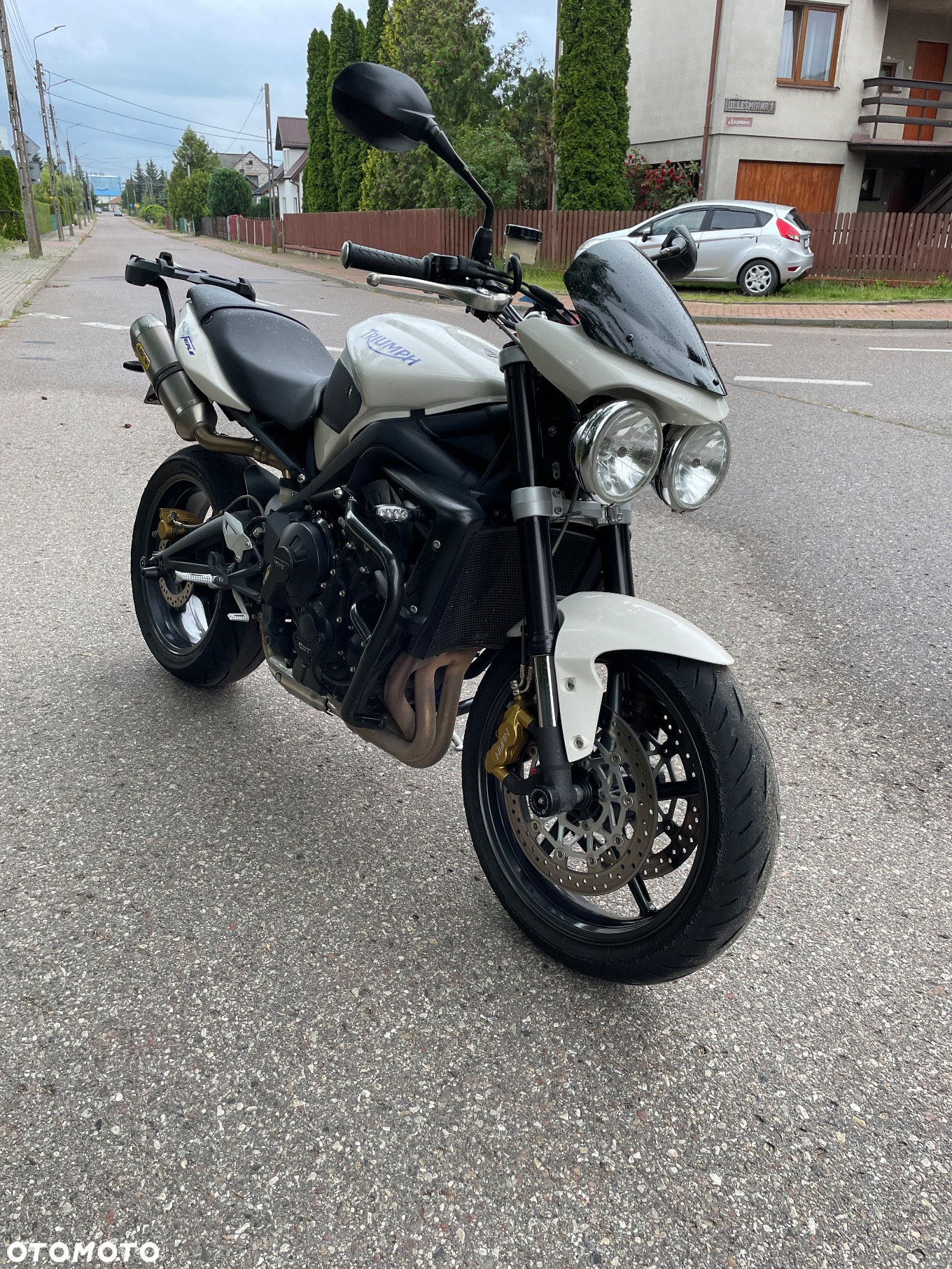 Triumph Street Triple - 25