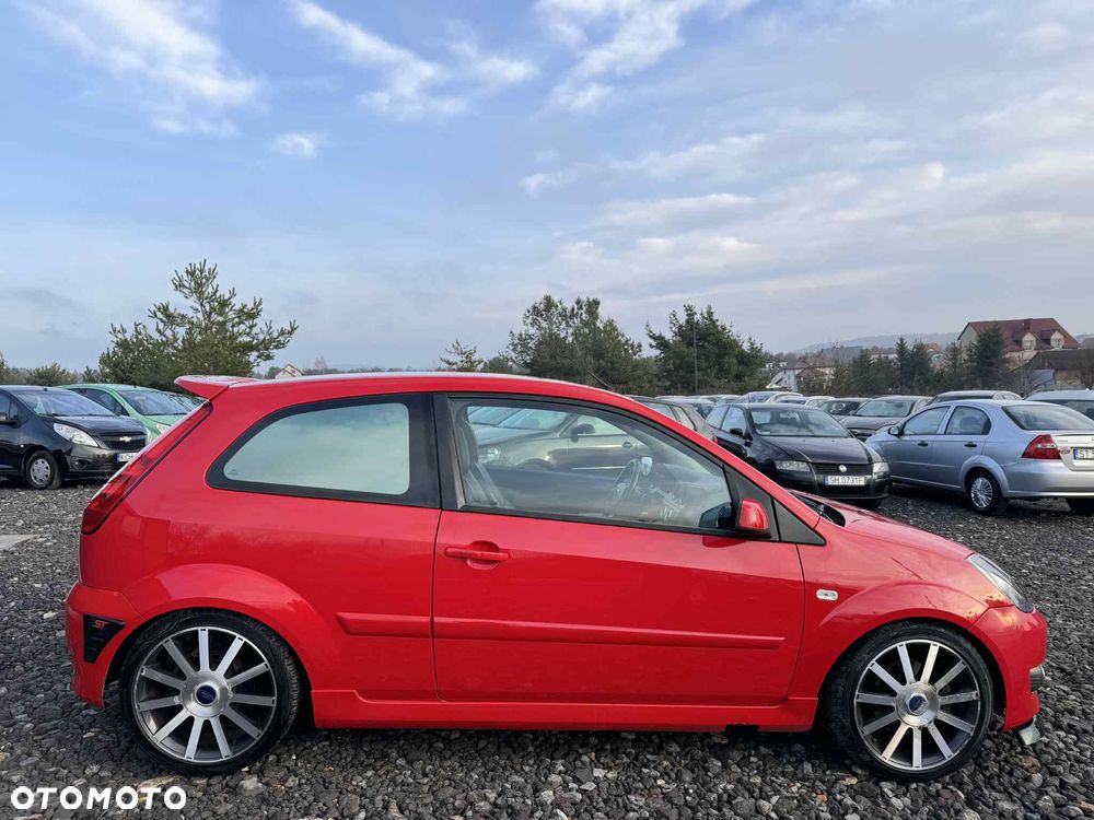 Ford Fiesta 2.0 ST - 4