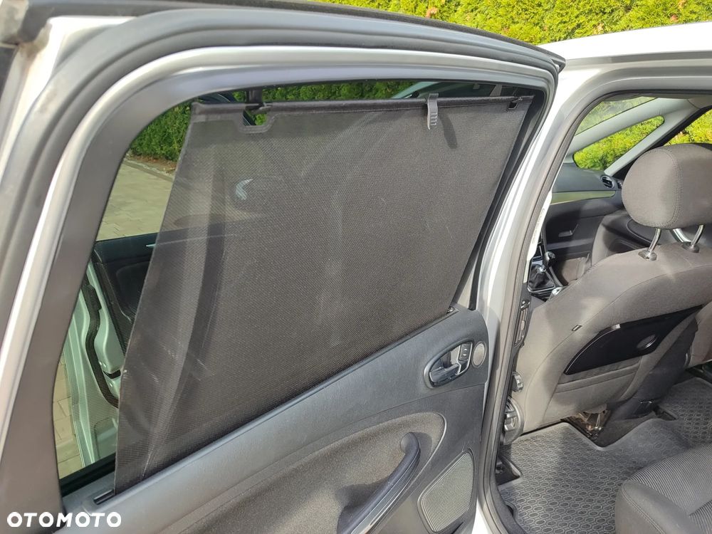 Ford S-Max - 16