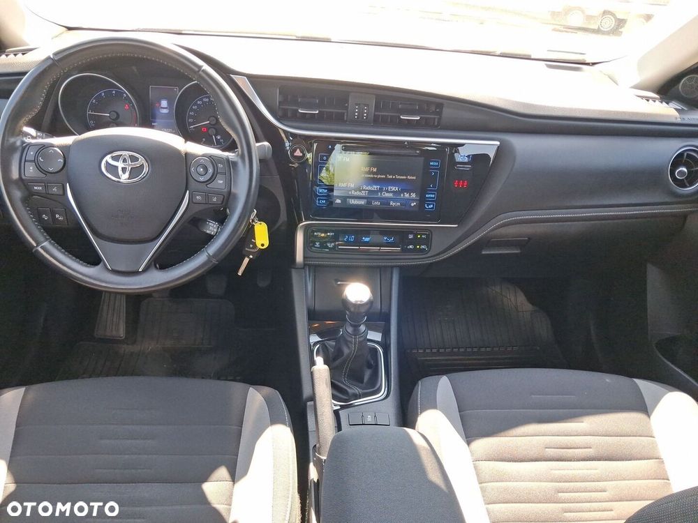Toyota Auris 1.6 Comfort - 10