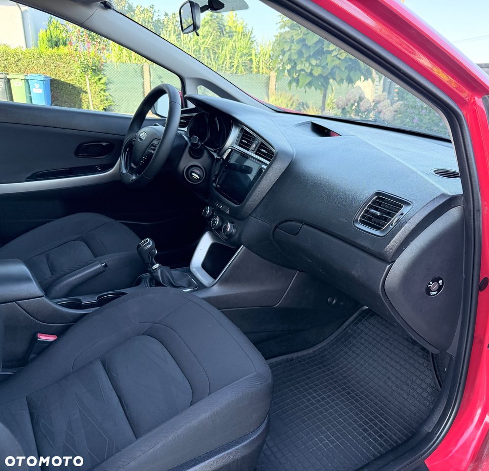 Kia Ceed 1.6 CRDi L - 10