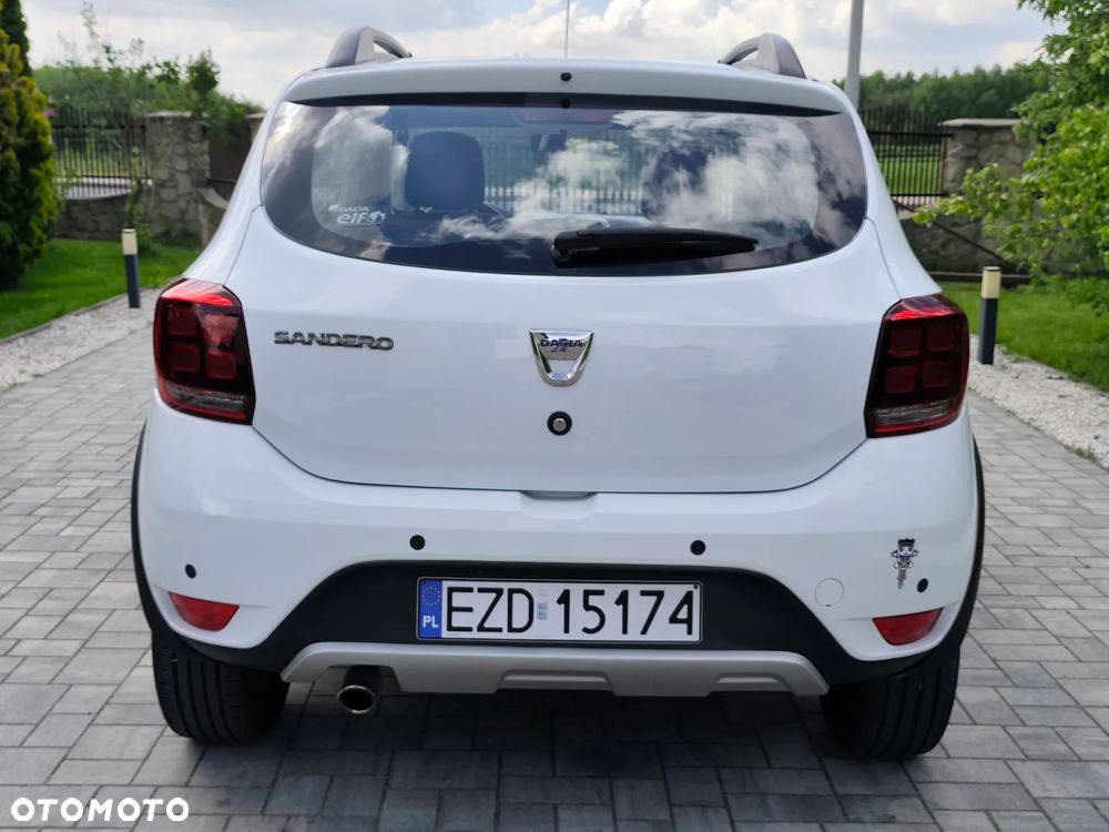 Dacia Sandero Stepway TCe 90 (S&S) Essential - 9