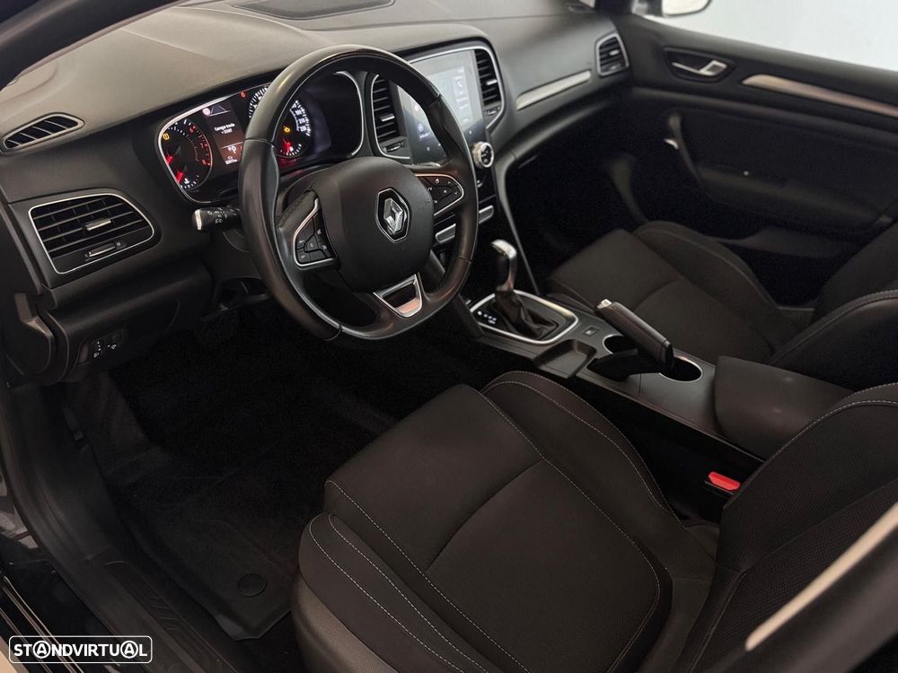 Renault Mégane Sport Tourer - 14