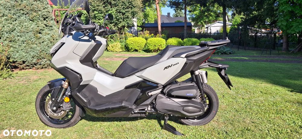 Honda ADV350 - 11