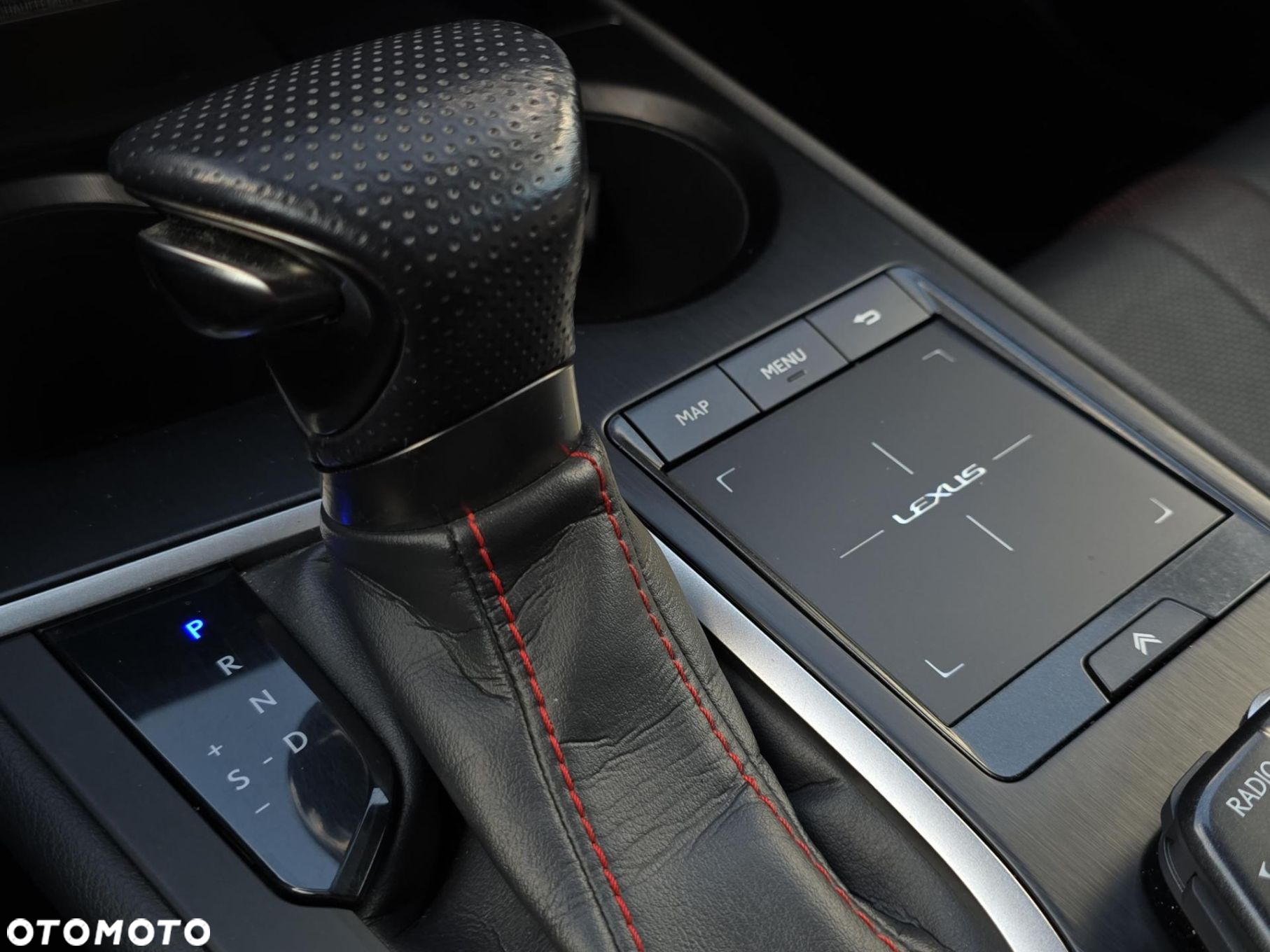 Lexus UX - 23