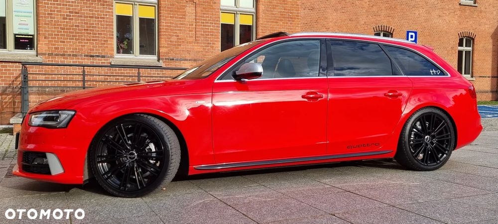 Audi A4 Avant 2.0 TDI DPF clean diesel quattro S tronic S line Sportpaket - 8