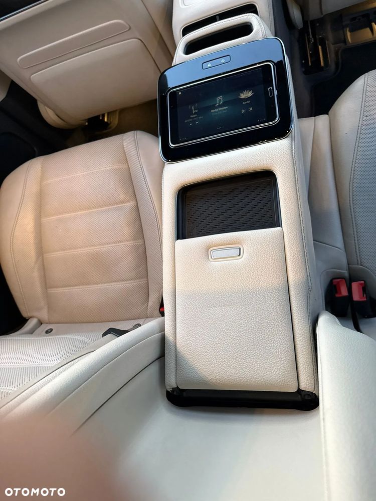 Mercedes-Benz GLS - 6