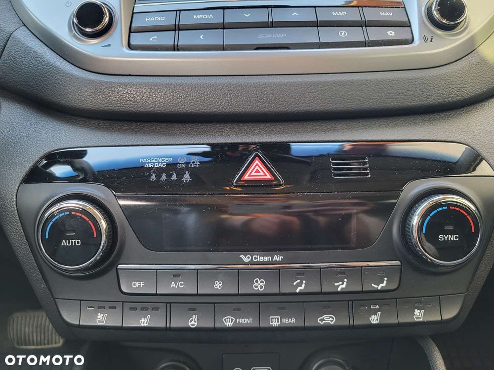 Hyundai Tucson 2.0 CRDI 4WD Automatik Premium - 10