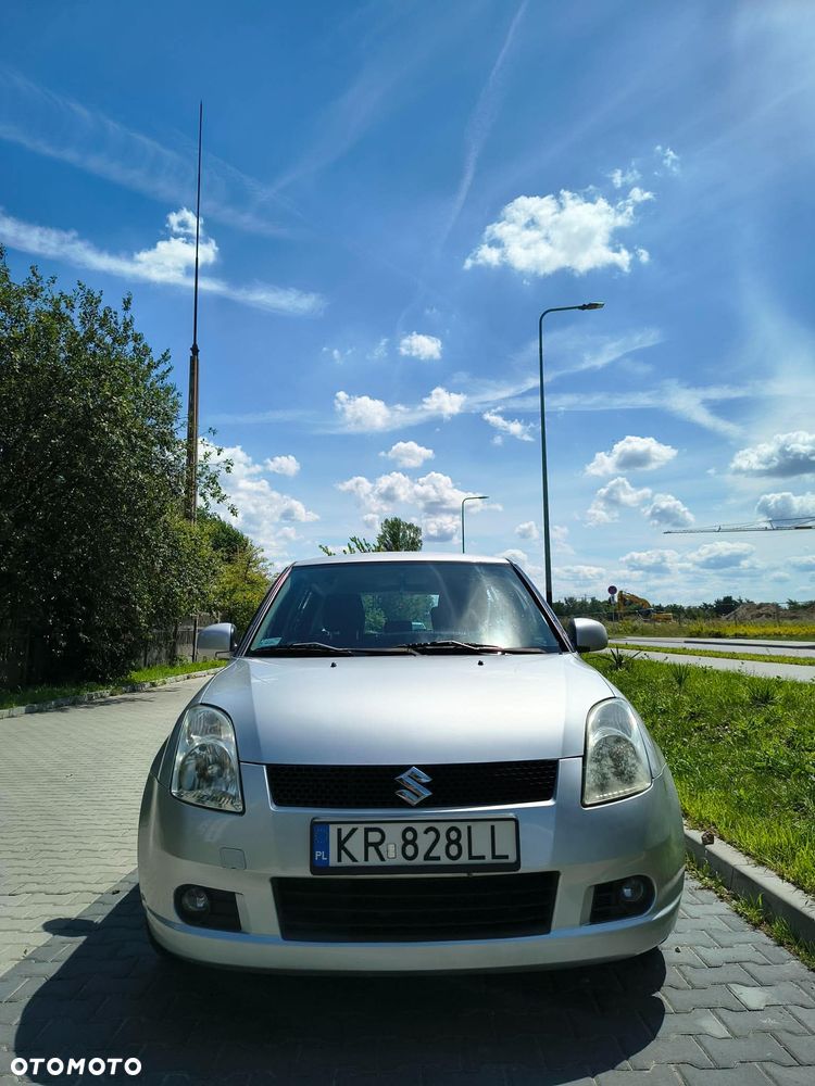 Suzuki Swift 1.3 GLX / Comfort - 2