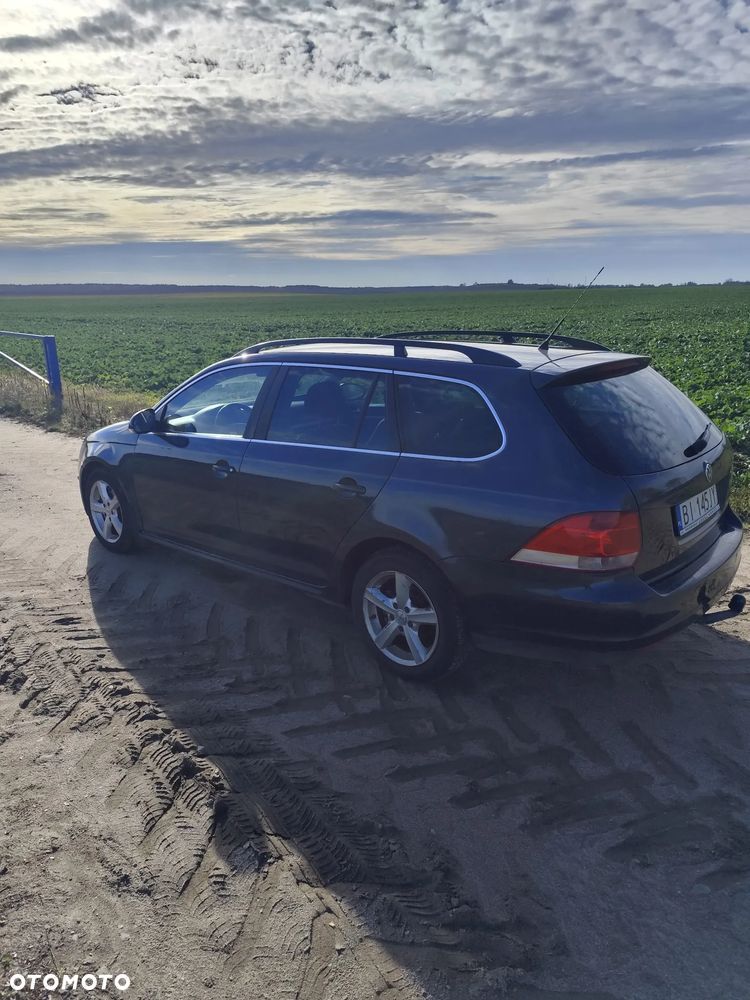 Volkswagen Golf - 4