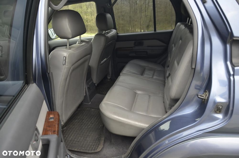 Nissan Pathfinder - 23