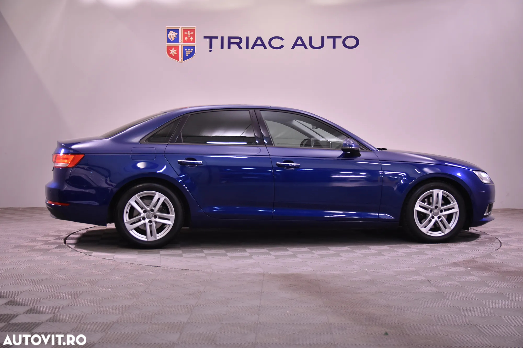 Audi A4 - 6
