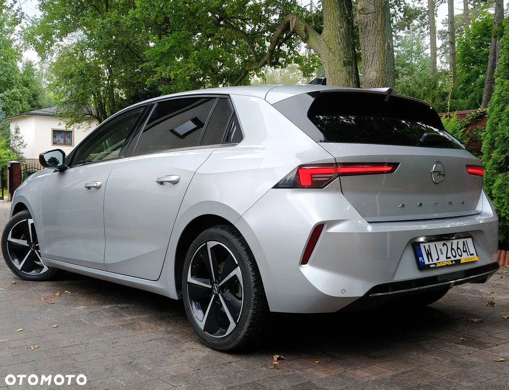 Opel Astra 1.2 Turbo Automatik Elegance - 4