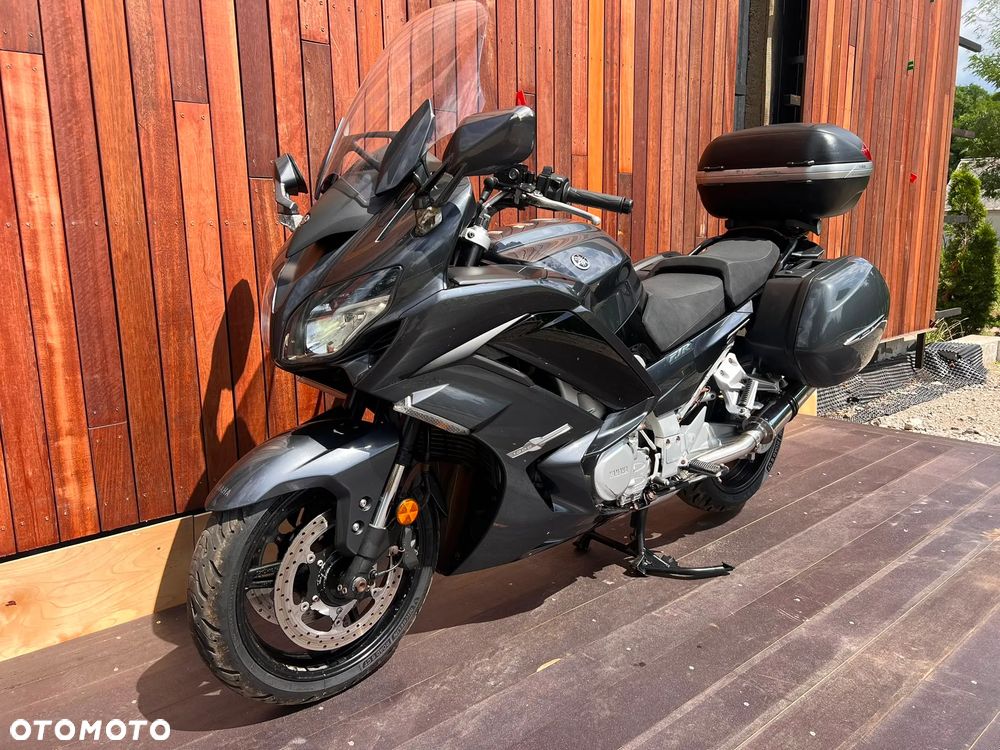Yamaha FJR - 1