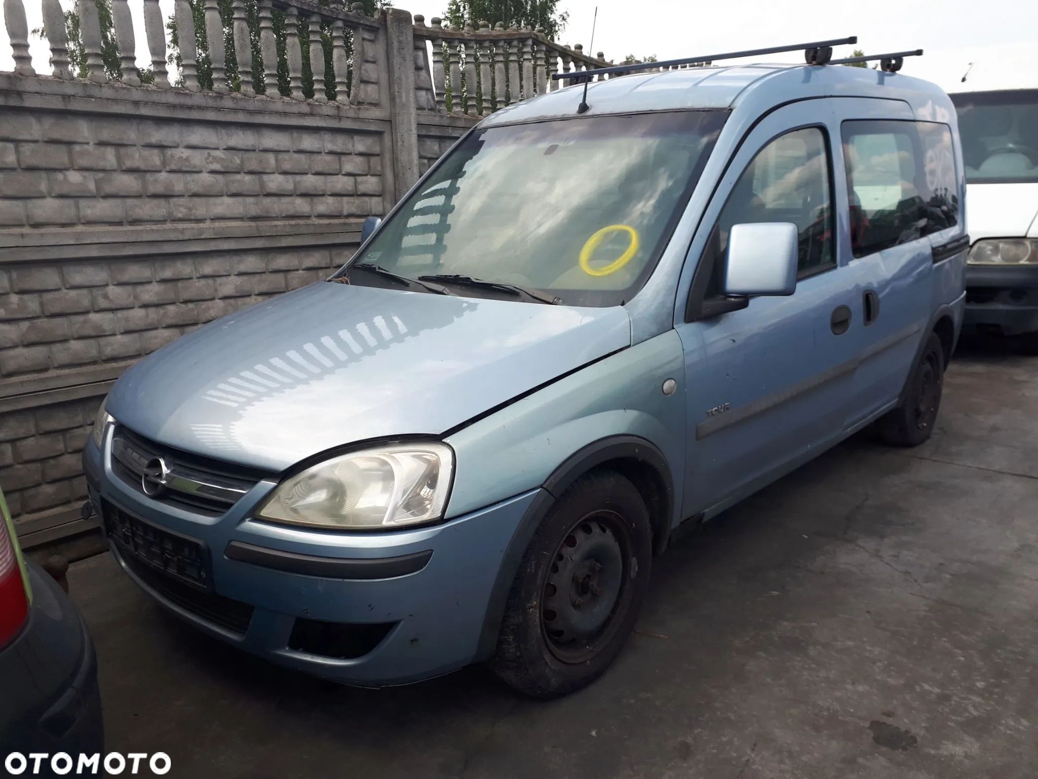 OPEL COMBO LIFT 03-11 OŚWIETLENIE KABINY LAMPKA PODSUFITKI - 1